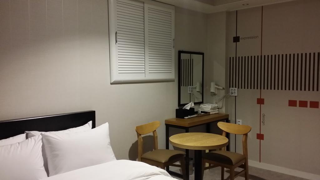 New Suwon Hotel Extérieur photo