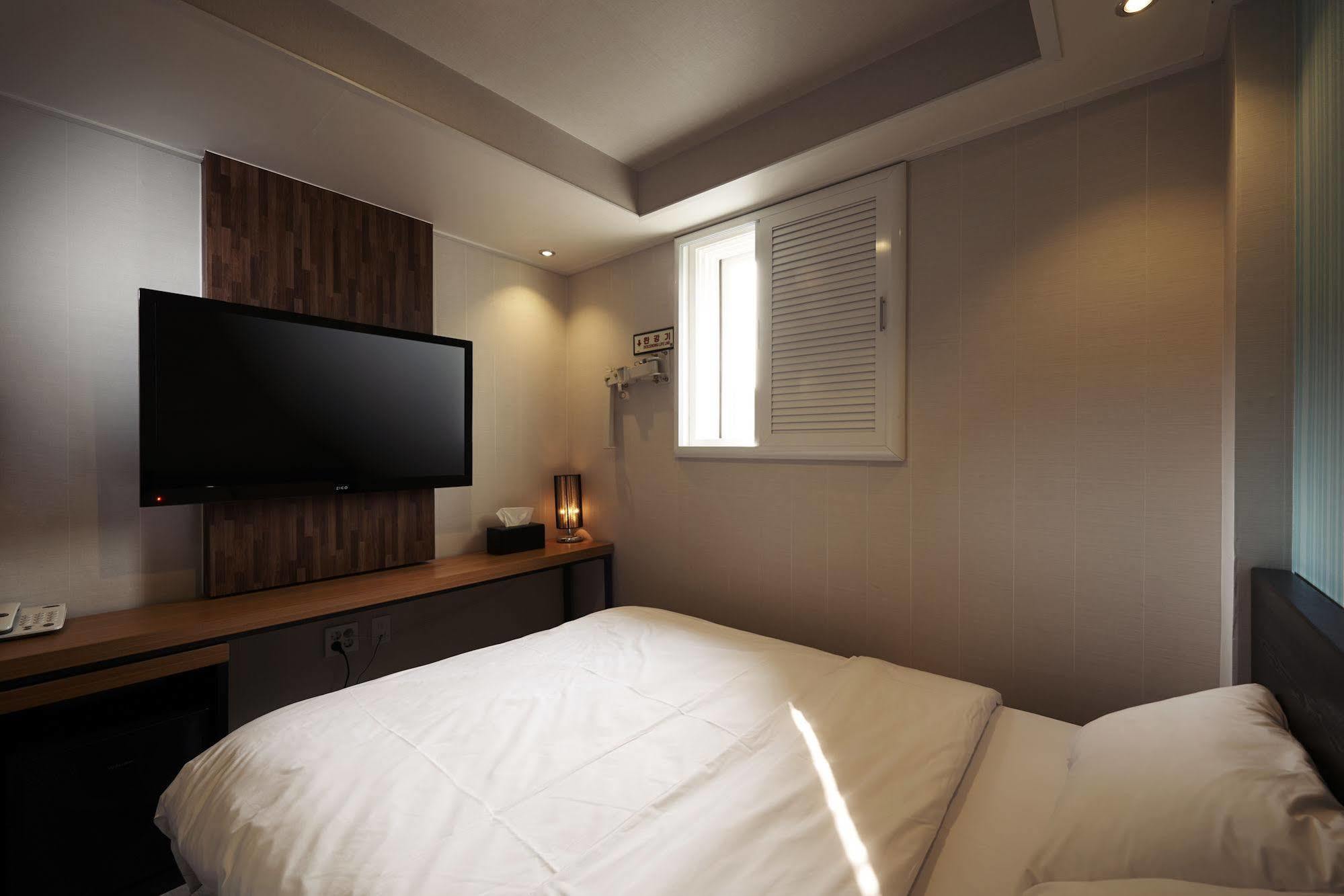 New Suwon Hotel Extérieur photo